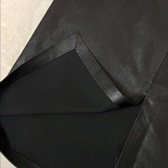 Blank NYC Deep Talks Faux Leather Midi Skirt Size 29 NEW - Picture 8 of 9